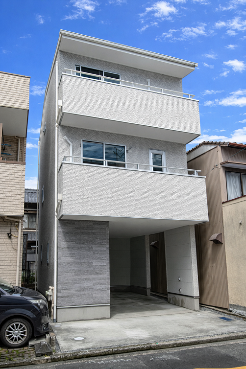 3階建てビルトインガレージの家に住む夢が叶いました!