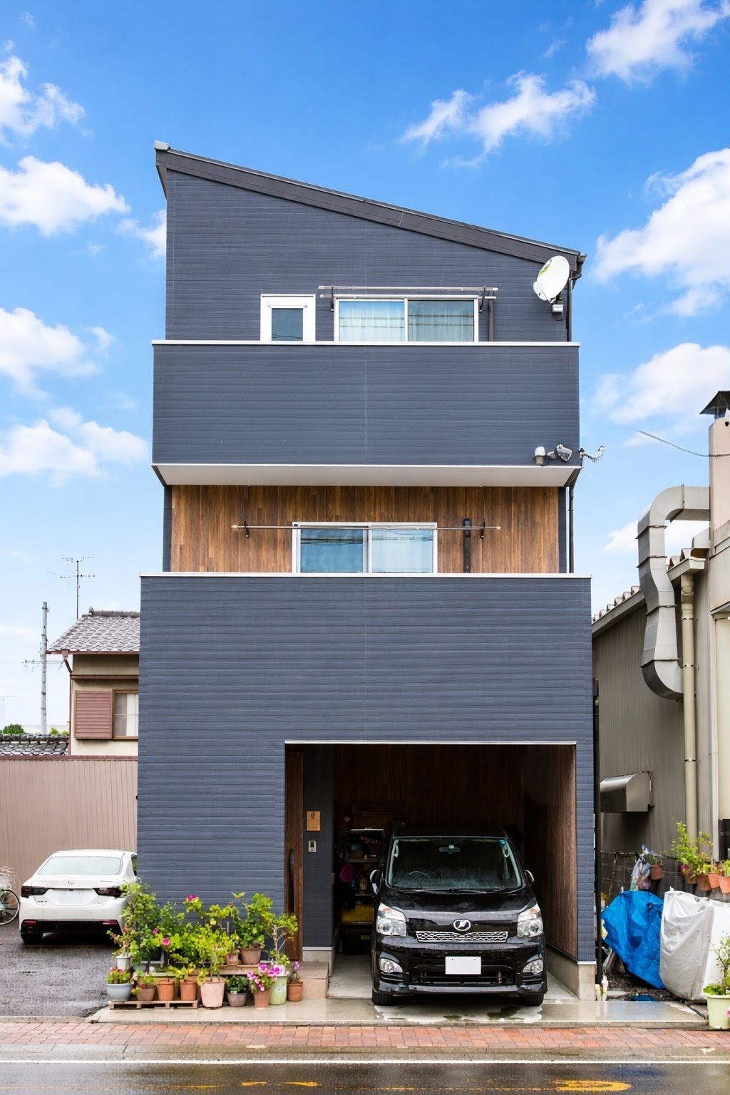 3つのカラーで構成されたオシャレなトリプルステージ！