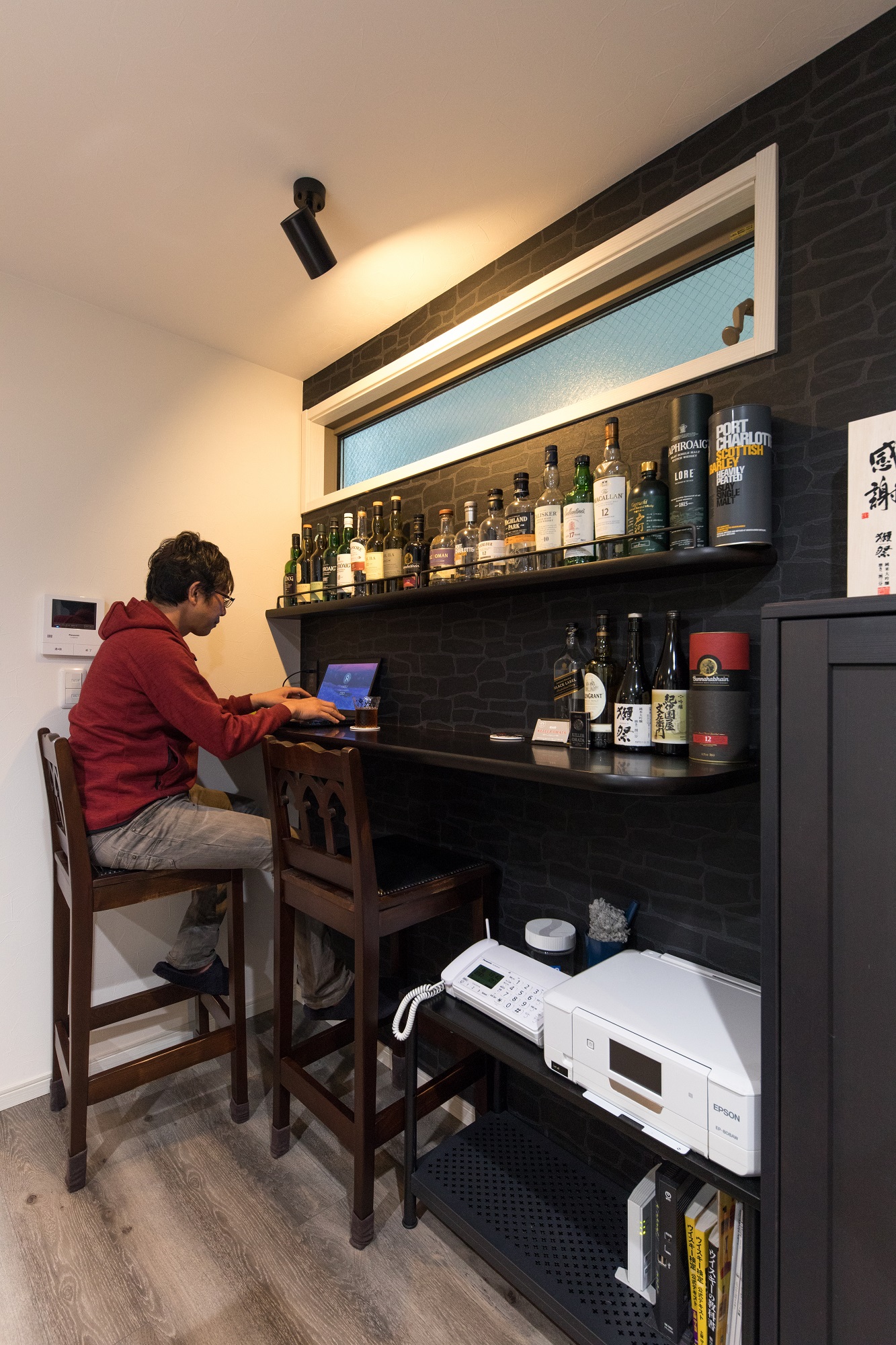 自分だけのバーカウンターがある暮らしを楽しむマイホーム！