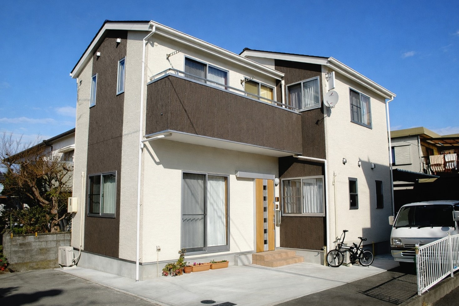 ナチュラルモダンなツートンファサードのマイホーム！