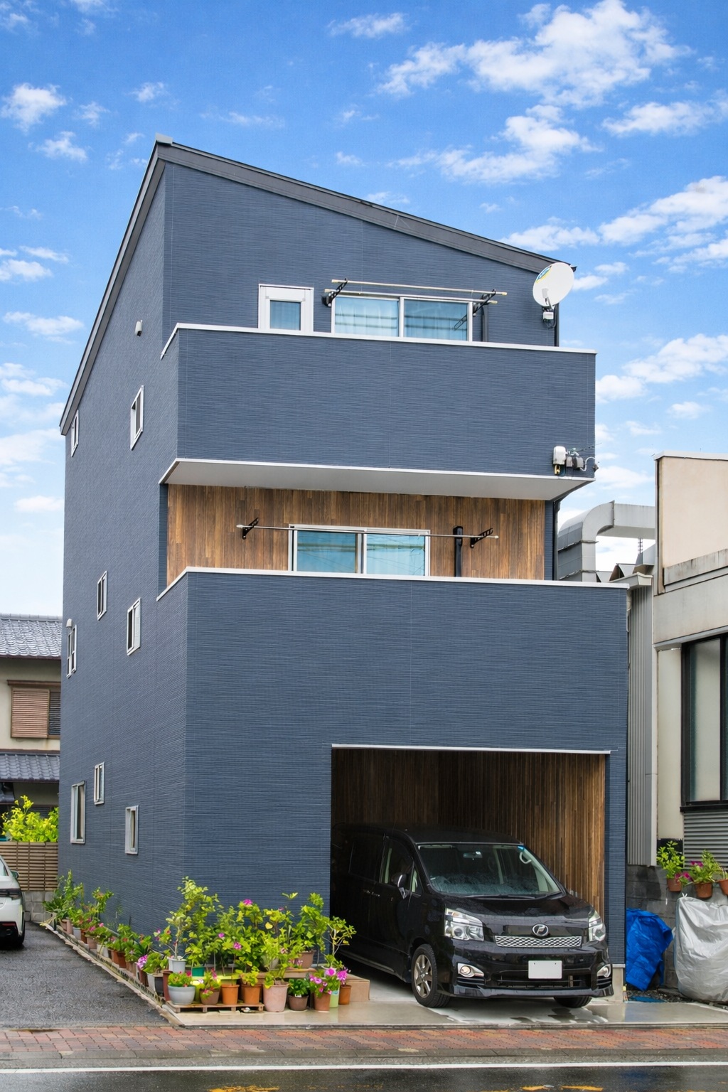 全てこだわりのネイビーとウッド調で統一したマイホーム！