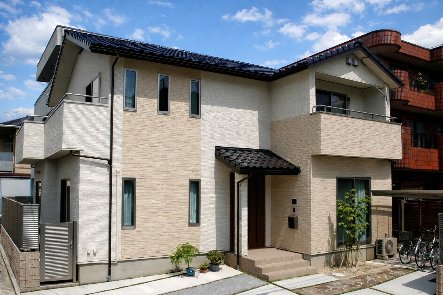 敷地を最大限に有効活用したナチュラルテイストのマイホーム！