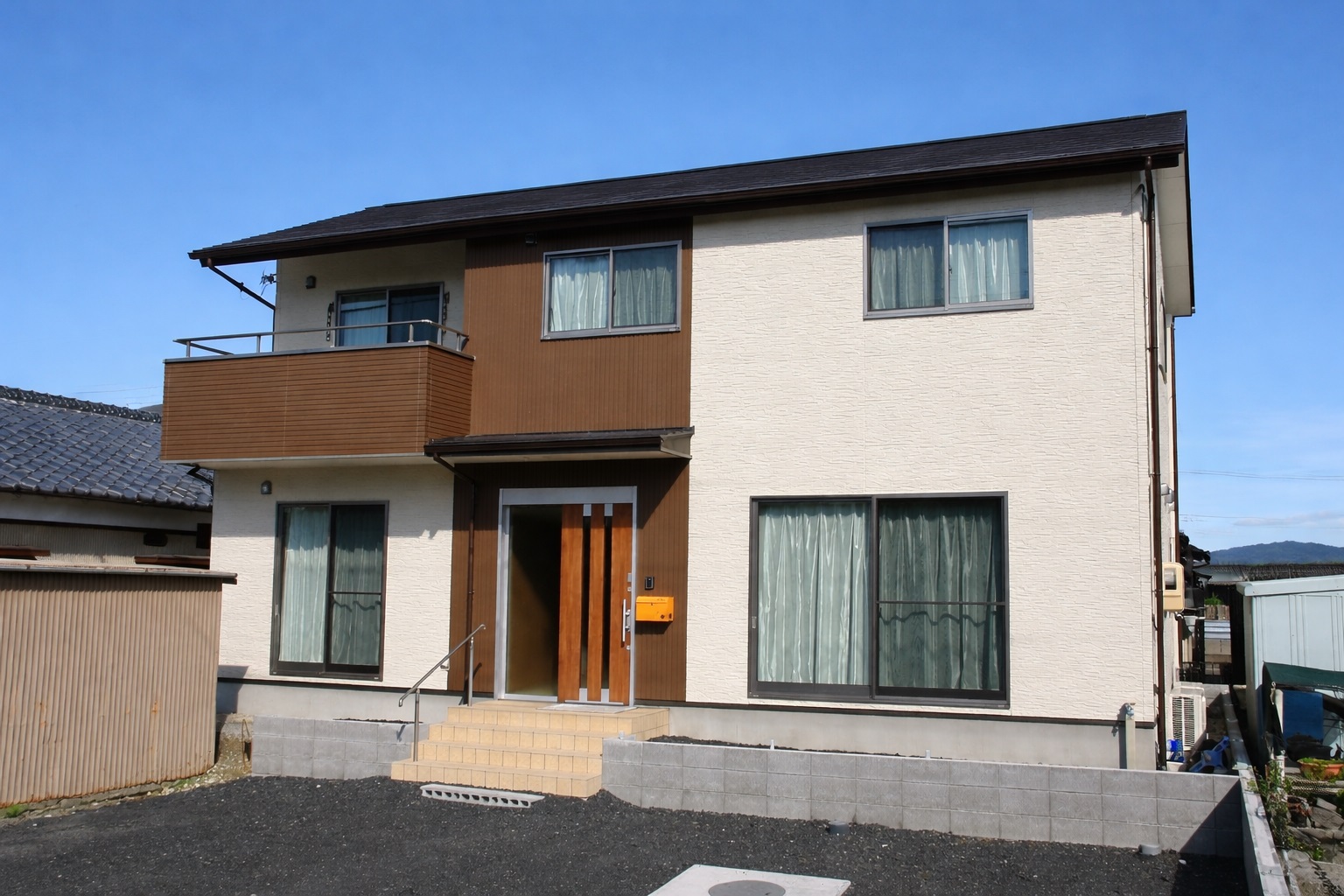 家族の思い出の柱を旧宅から受け継いだマイホーム！