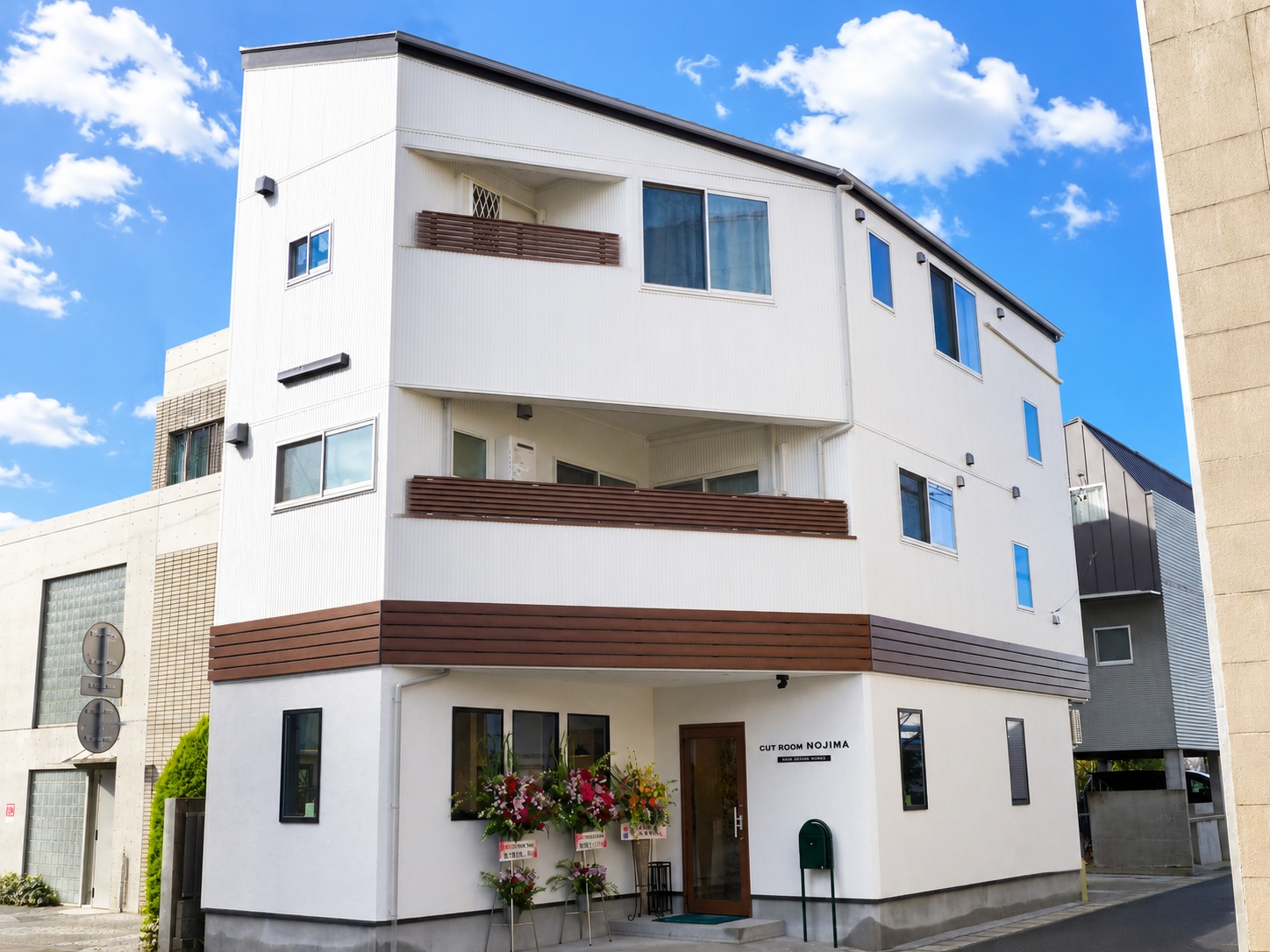 プライベートを邪魔しない店舗併用住宅が完成しました！