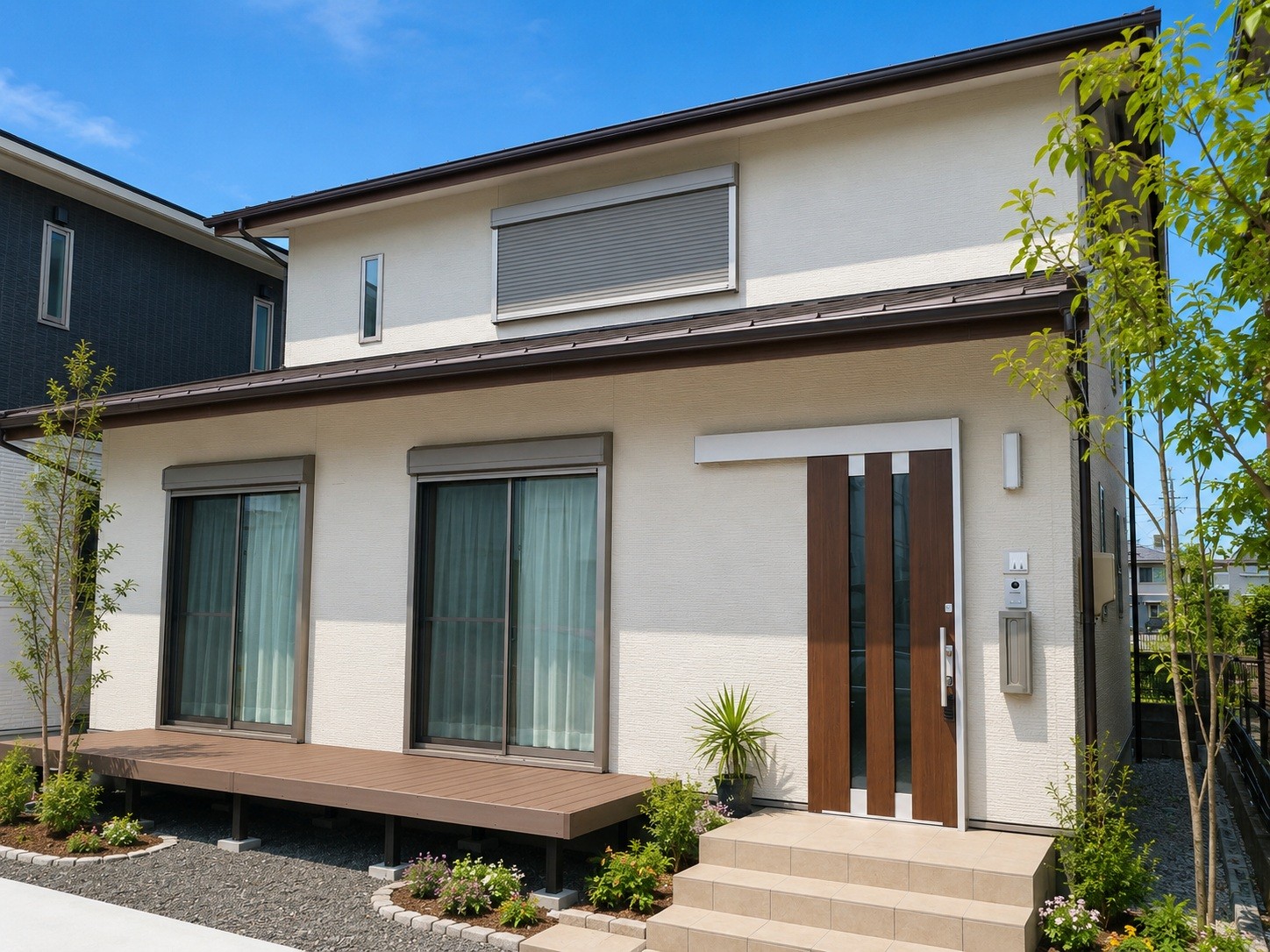 和モダンテイストで良き日本の温もりを再現した二階建て住宅！2…